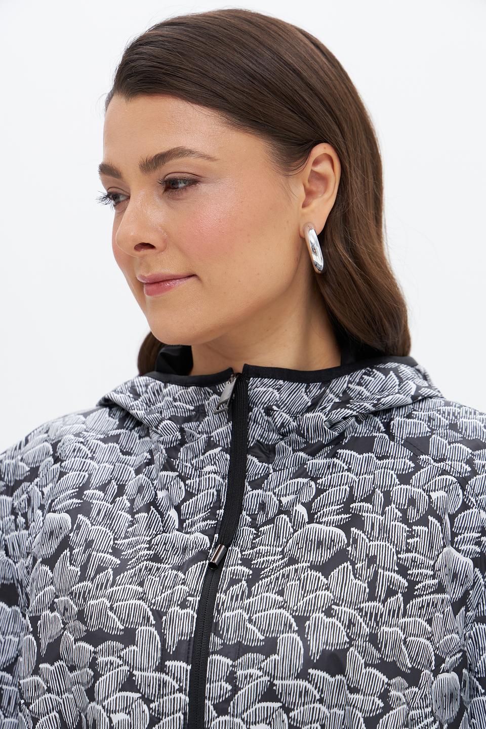 Куртка Lebek чёрный с капюшоном