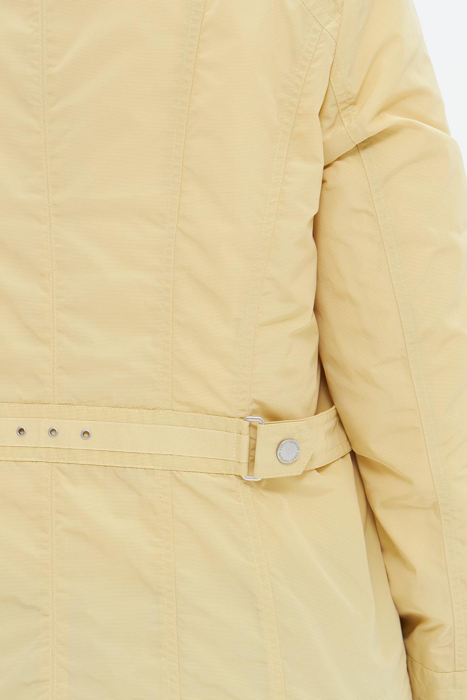 Куртка District женская серая