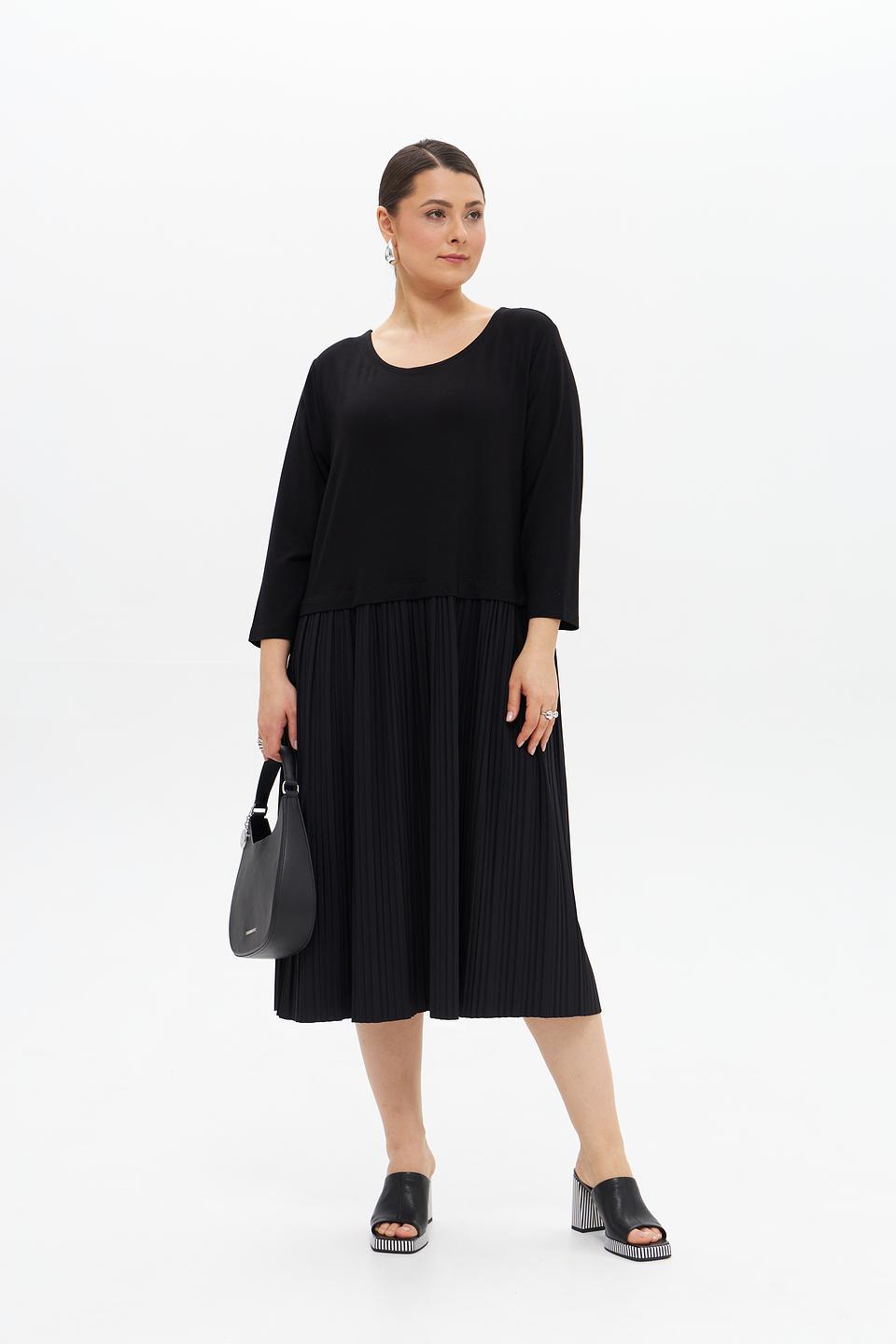 Платье Via Appia черное плиссе