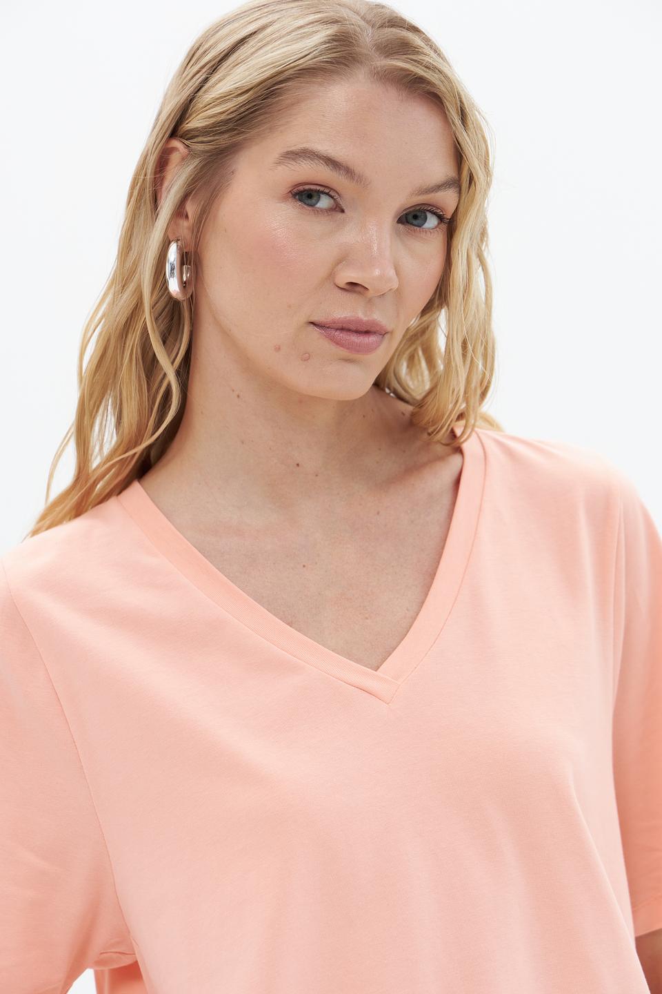 Футболка Cinque женская персиковая