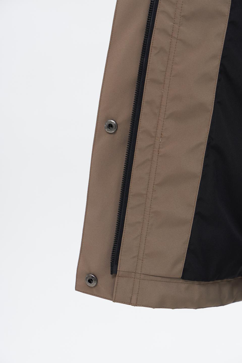 Куртка District женская бежевая