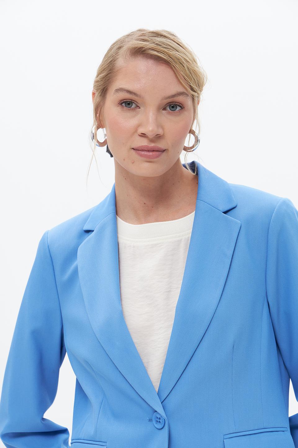 Жакет Bianca голубой приталенный