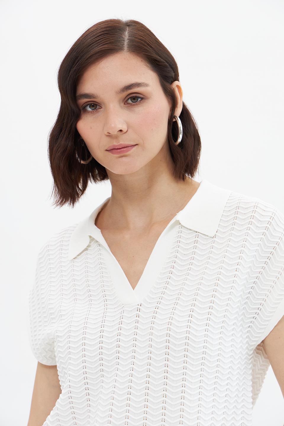 Пуловер Cinque с воротником-поло белый