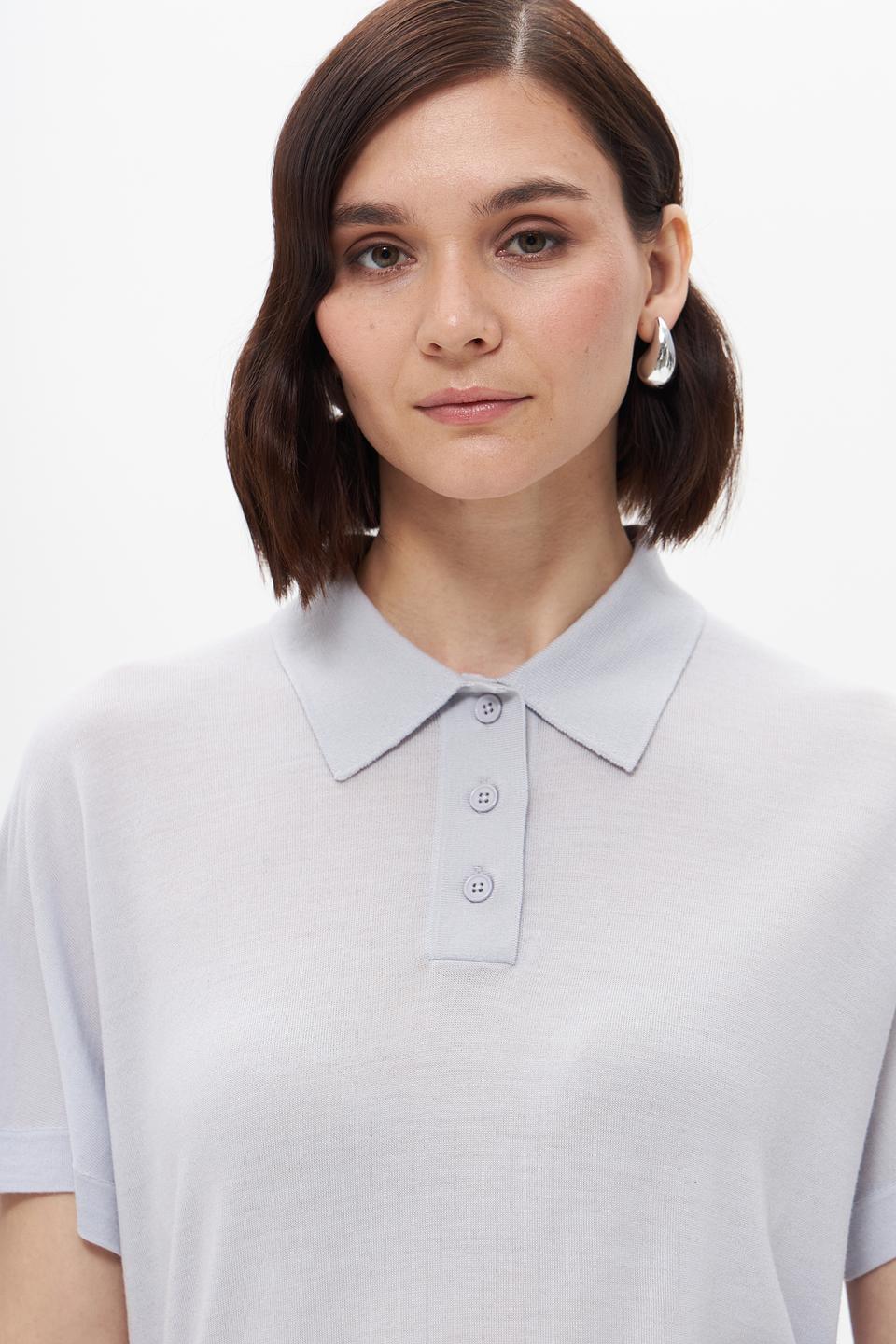 Пуловер-поло UNQ женский светло-серый