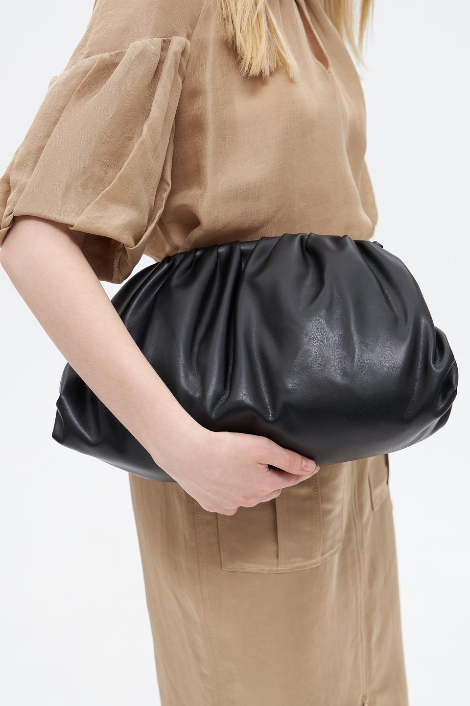 Сумка Bugatti чёрная клатч