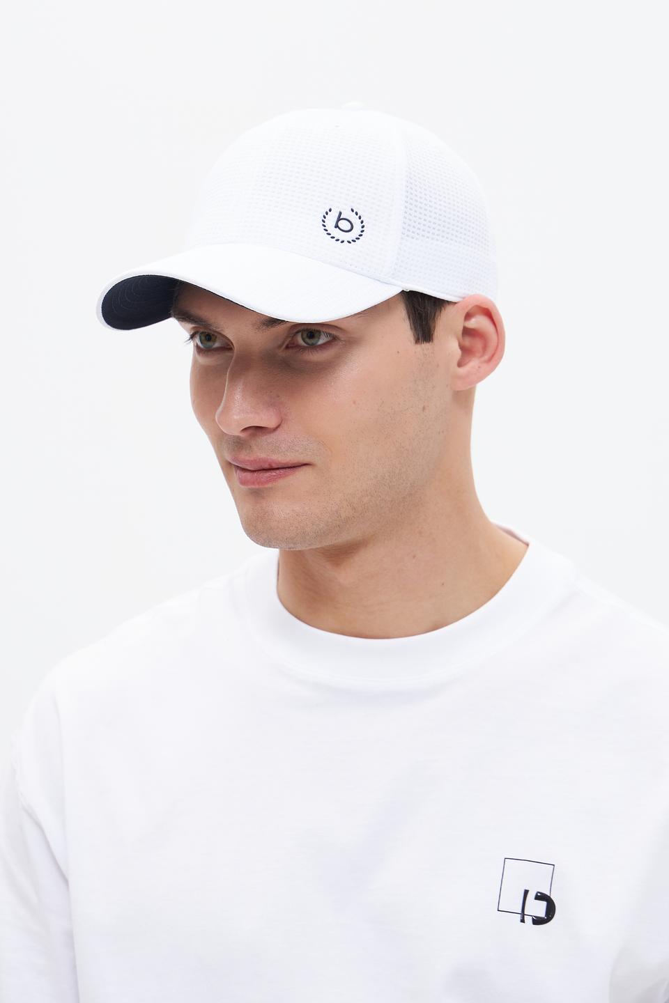 Бейсболка Bugatti ACC мужская белая