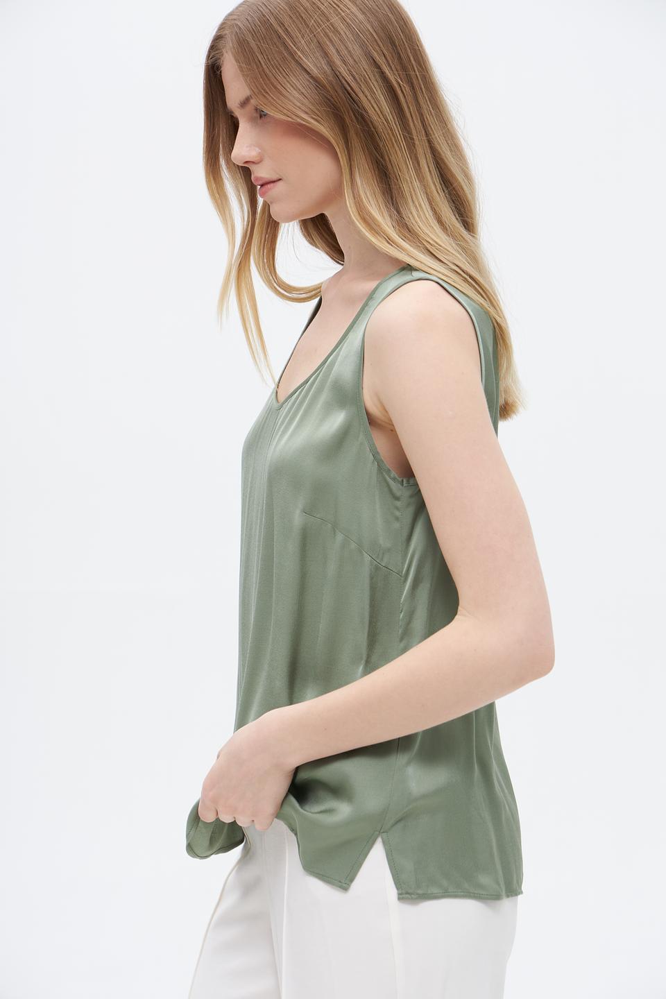 Топ Oui женский оливковый