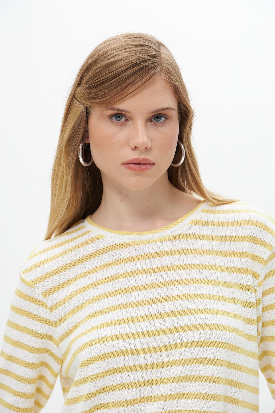 Пуловер Lecomte в полоску