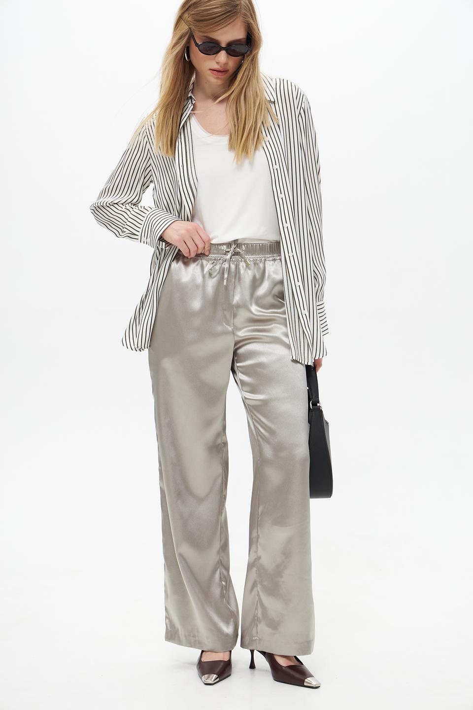 Брюки Lecomte атласные серые