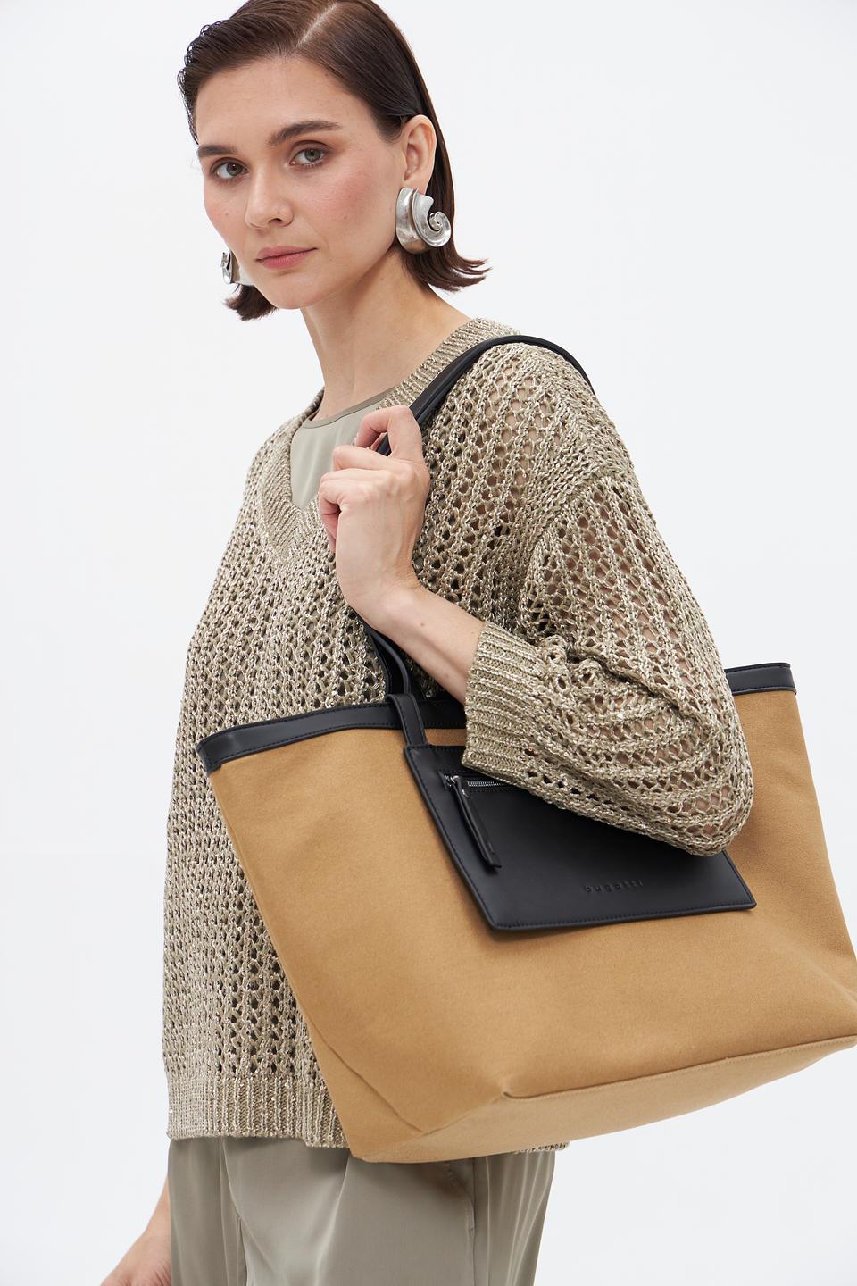 Сумка Bugatti бежевая
