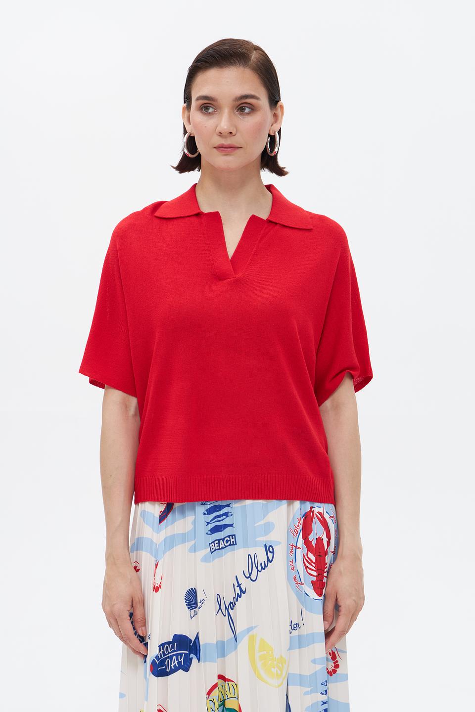 Пуловер Miss Lagotte с воротником-поло красный