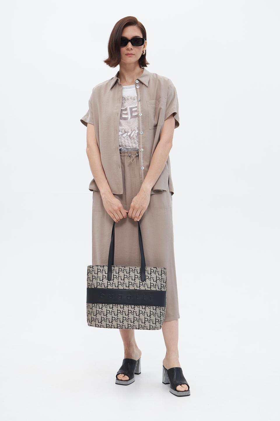 Блуза Bianca с карманами бежевая