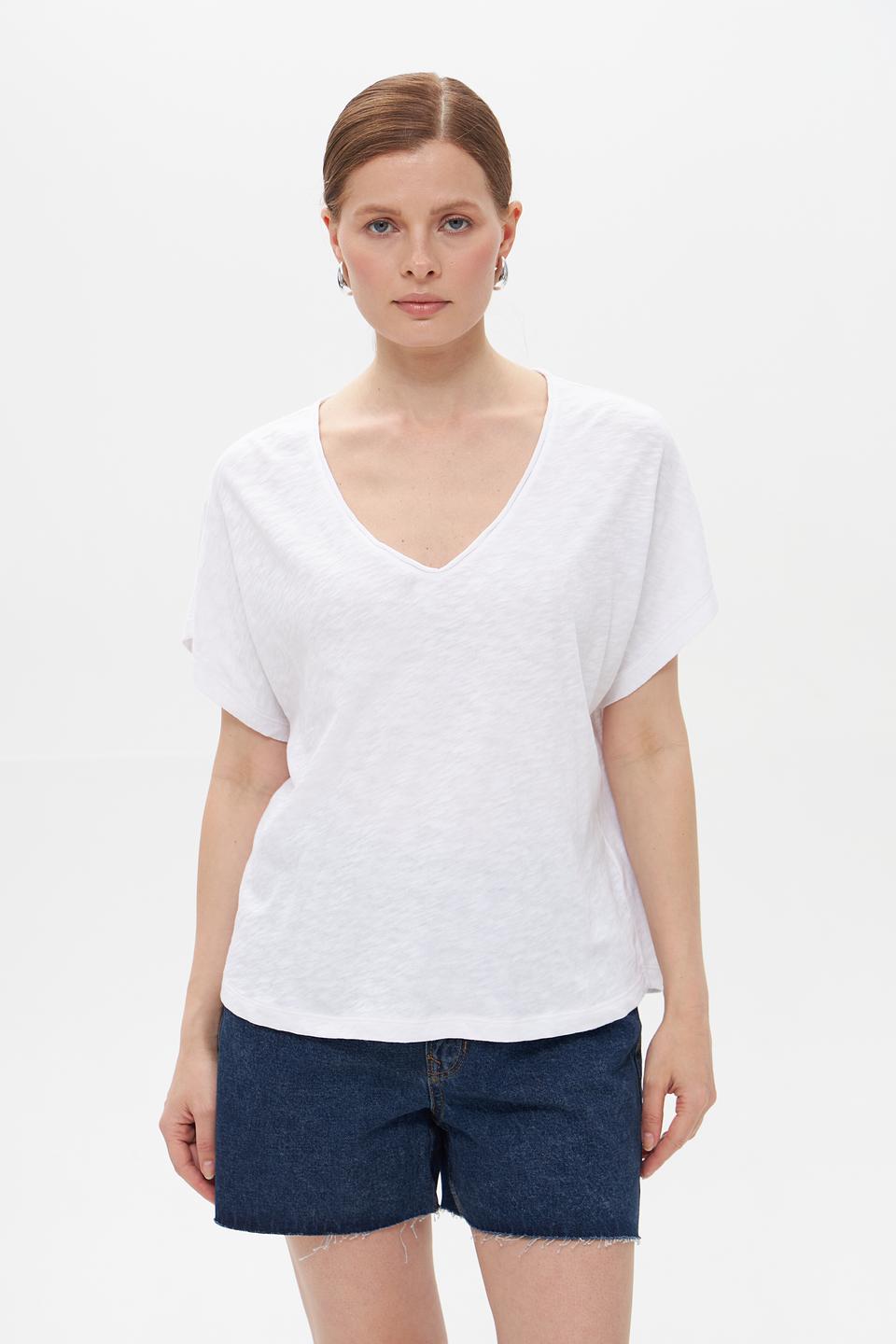 Футболка Marc O Polo женская белая V-образный вырез