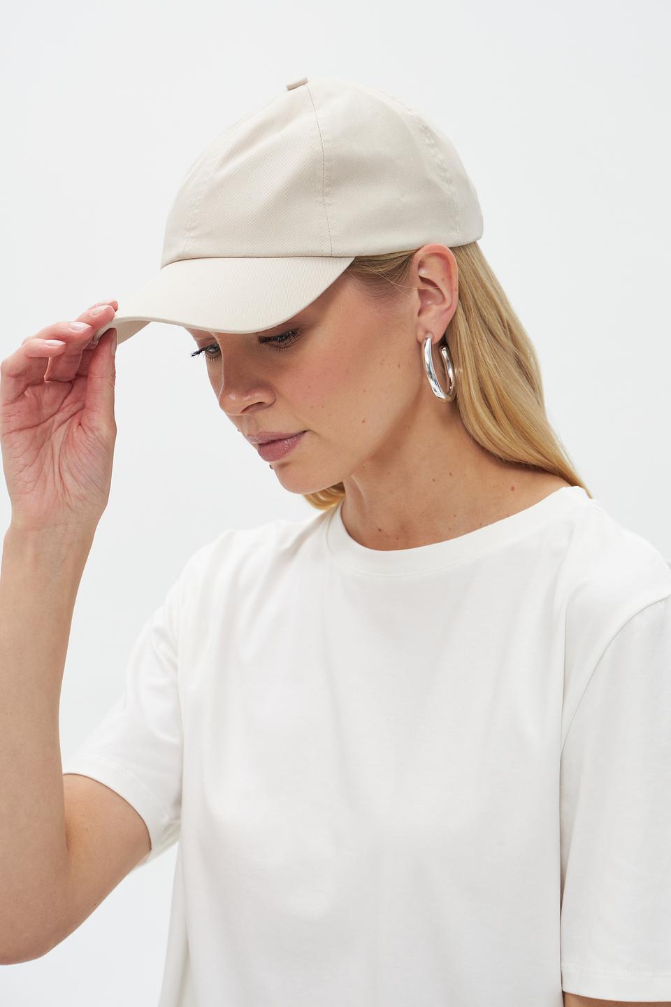 Бейсболка Seeberger бежевая