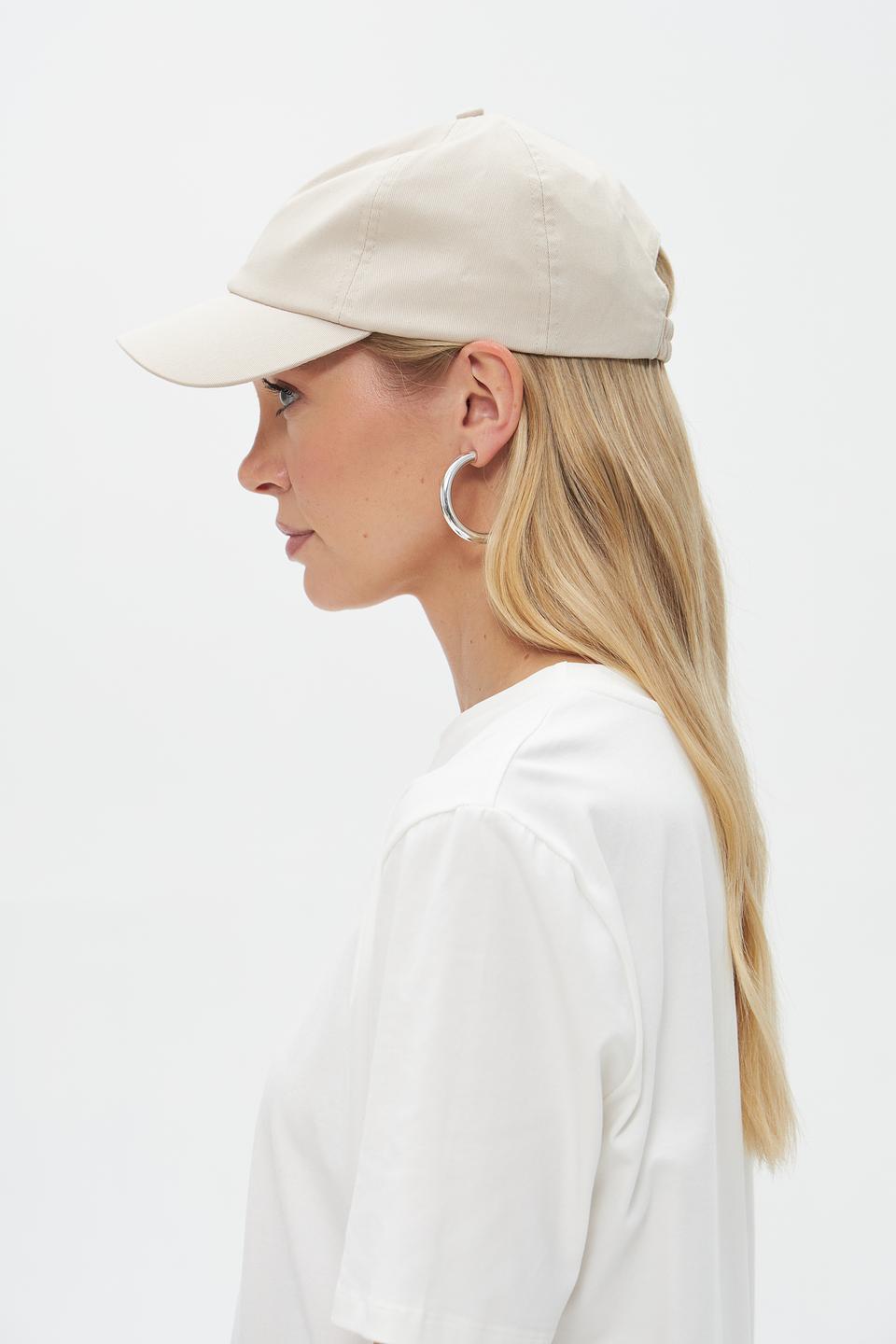 Бейсболка Seeberger бежевая