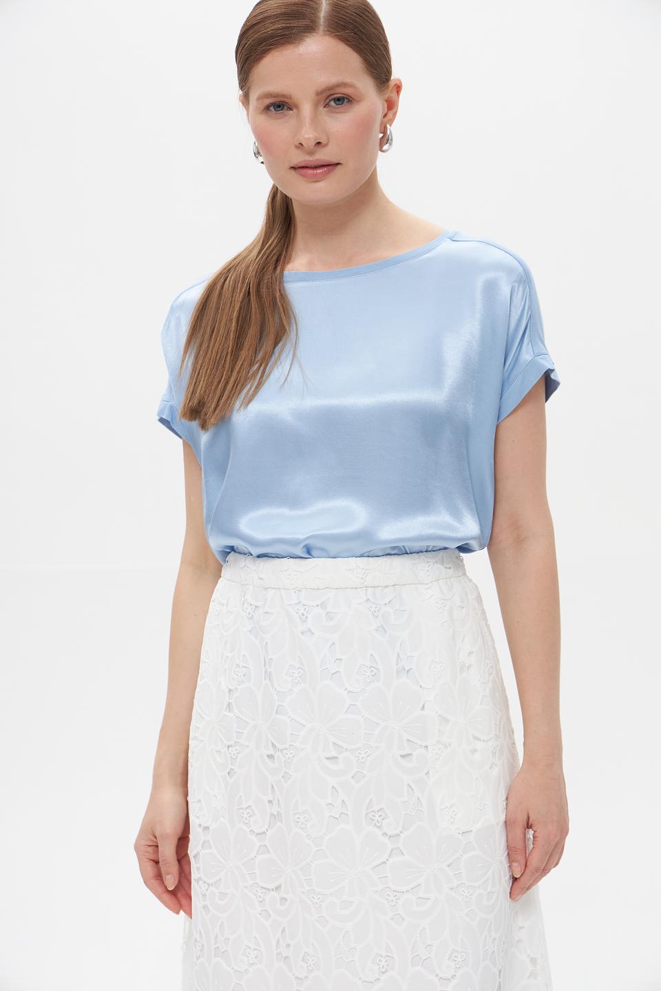 Блузка Bugatti атласная голубая