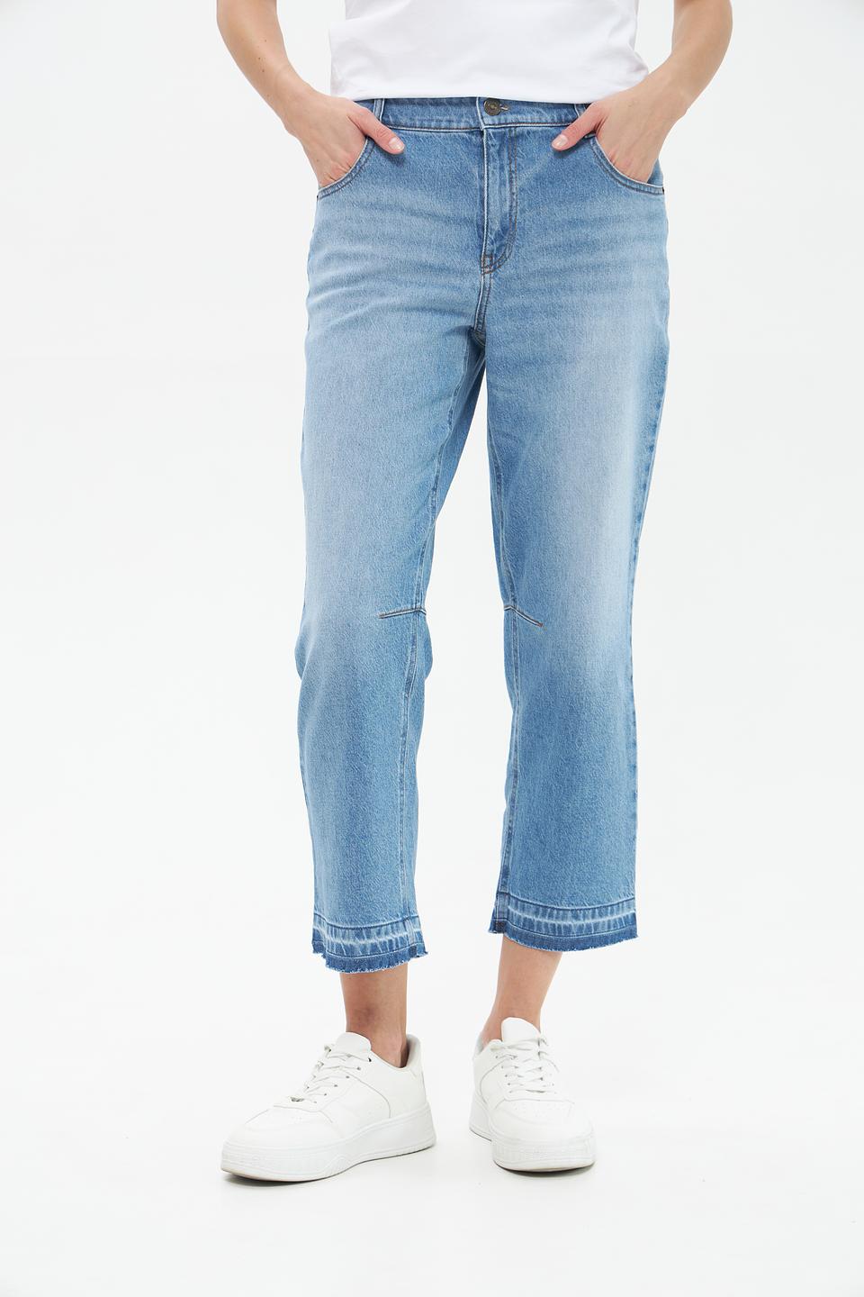 Джинсы Gardeur с потертостями голубые