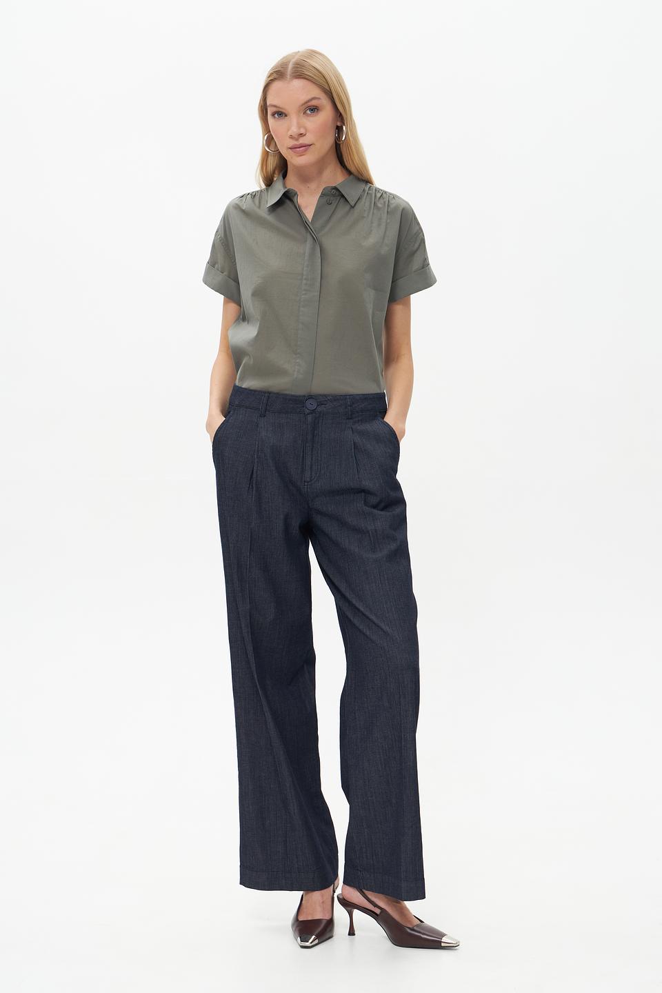 Блуза Catnoir хаки с рукавами 3/4