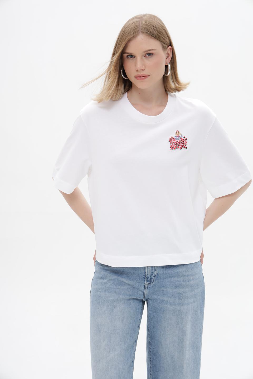 Футболка Rich and Royal с вышивкой