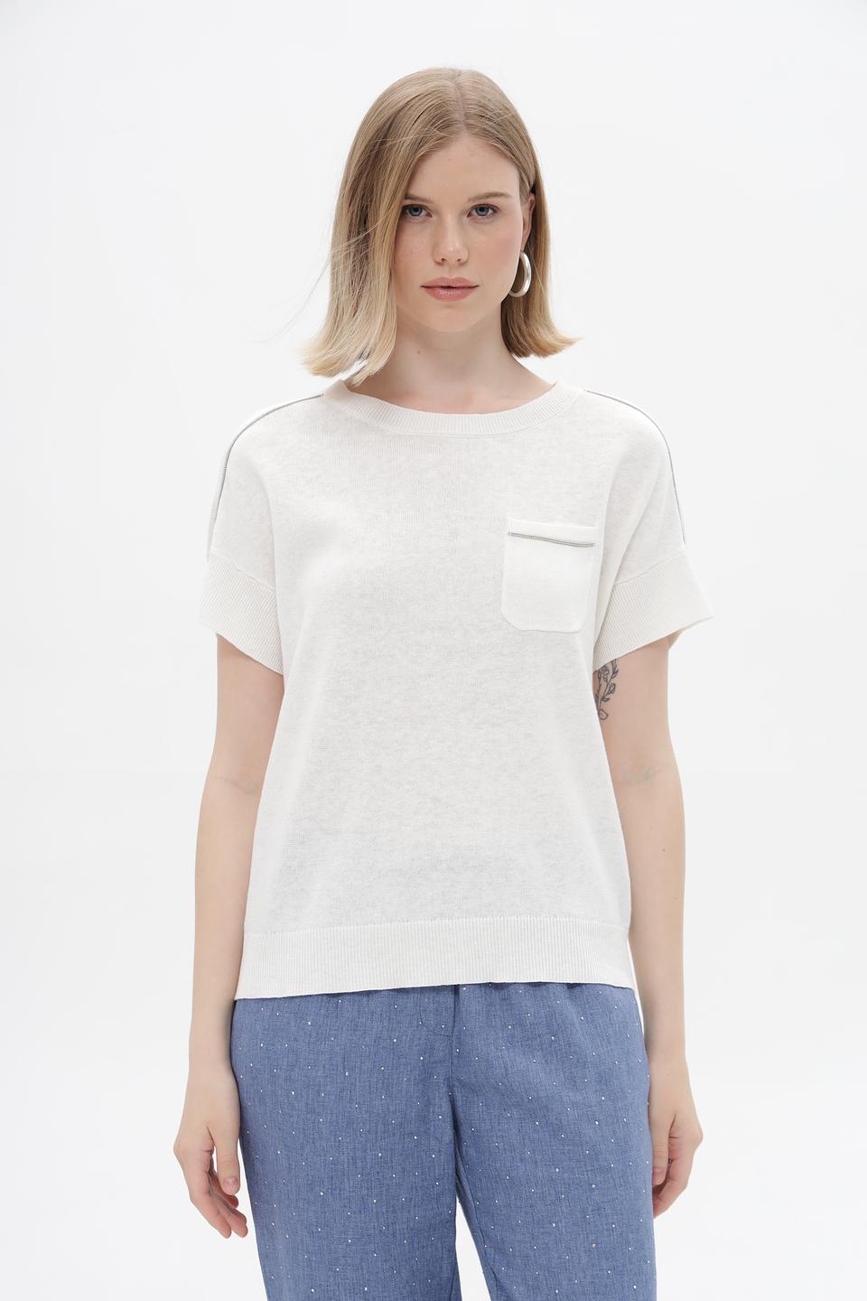 Пуловер Lebek с карманом молочный