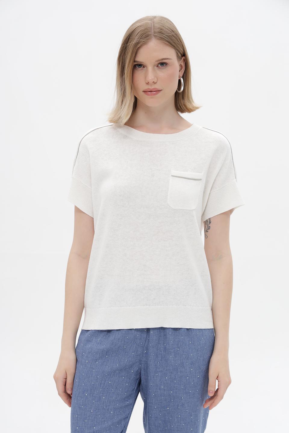 Пуловер Lebek с карманом молочный