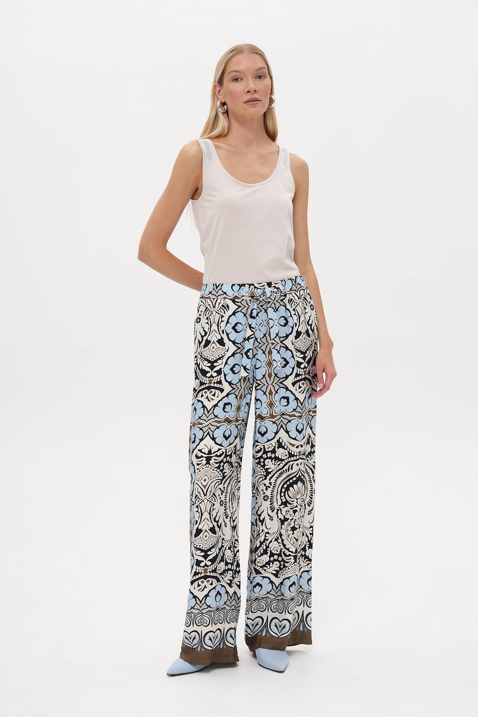 Топ Monari с декором