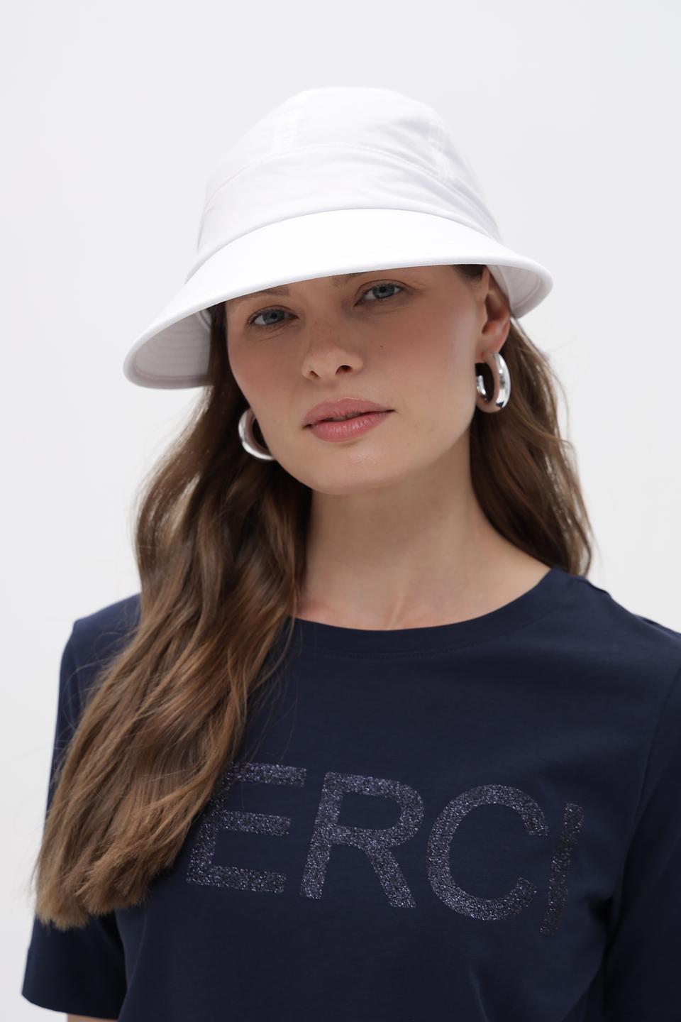 Кепка Seeberger с завязками