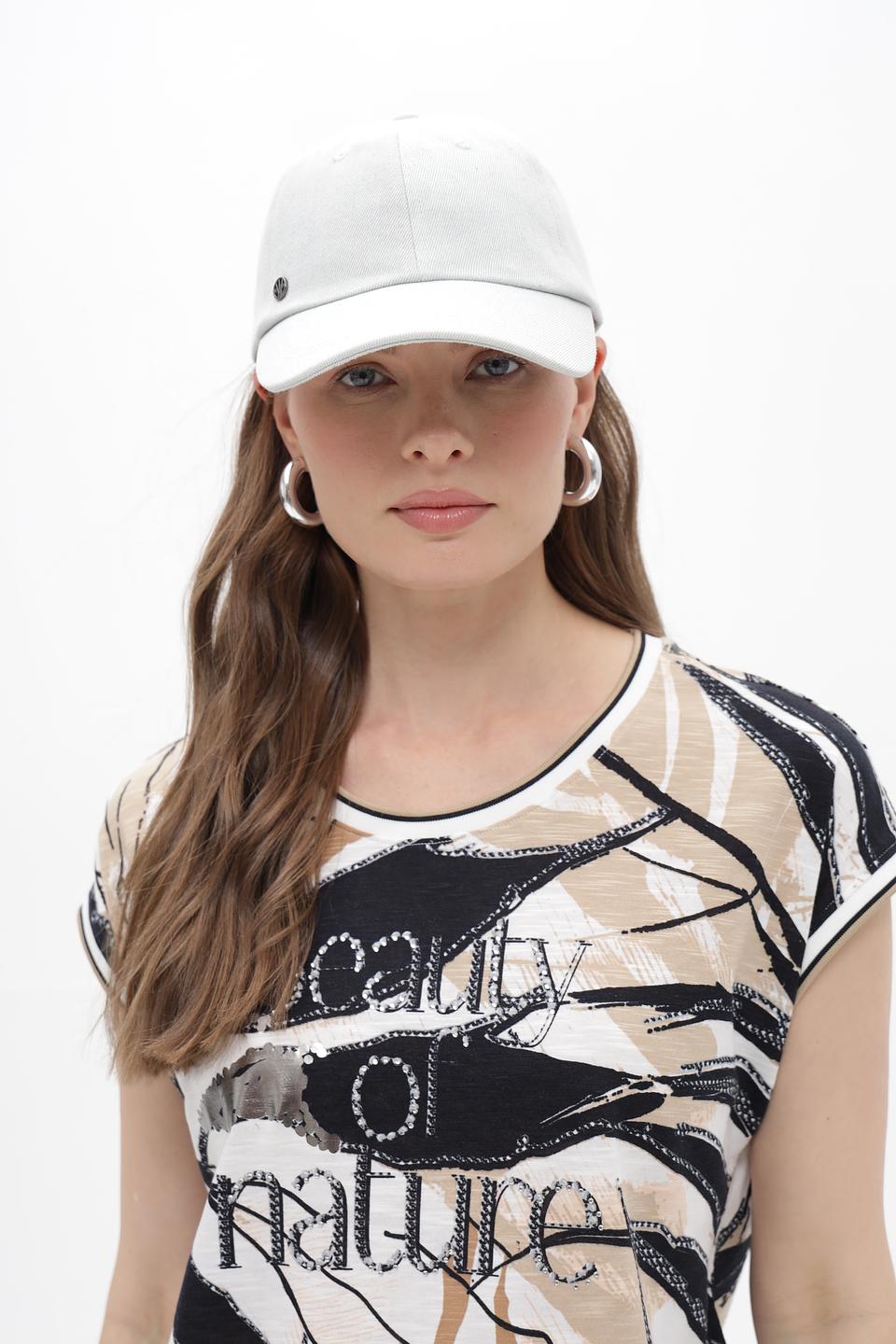 Бейсболка Loevenich белая