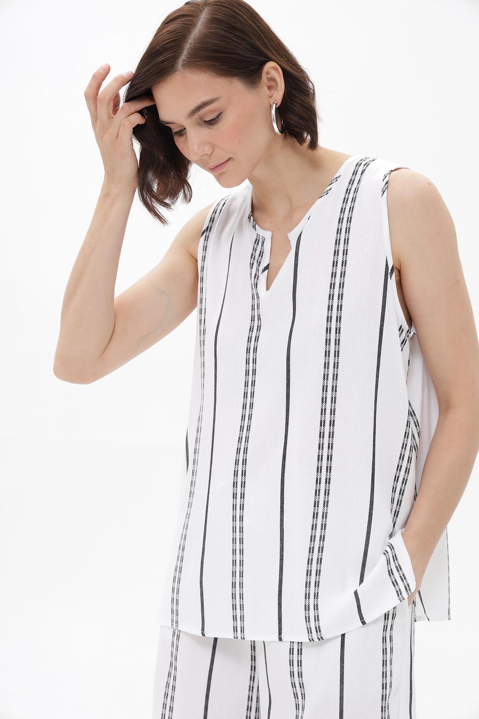 Топ Broadway в полоску