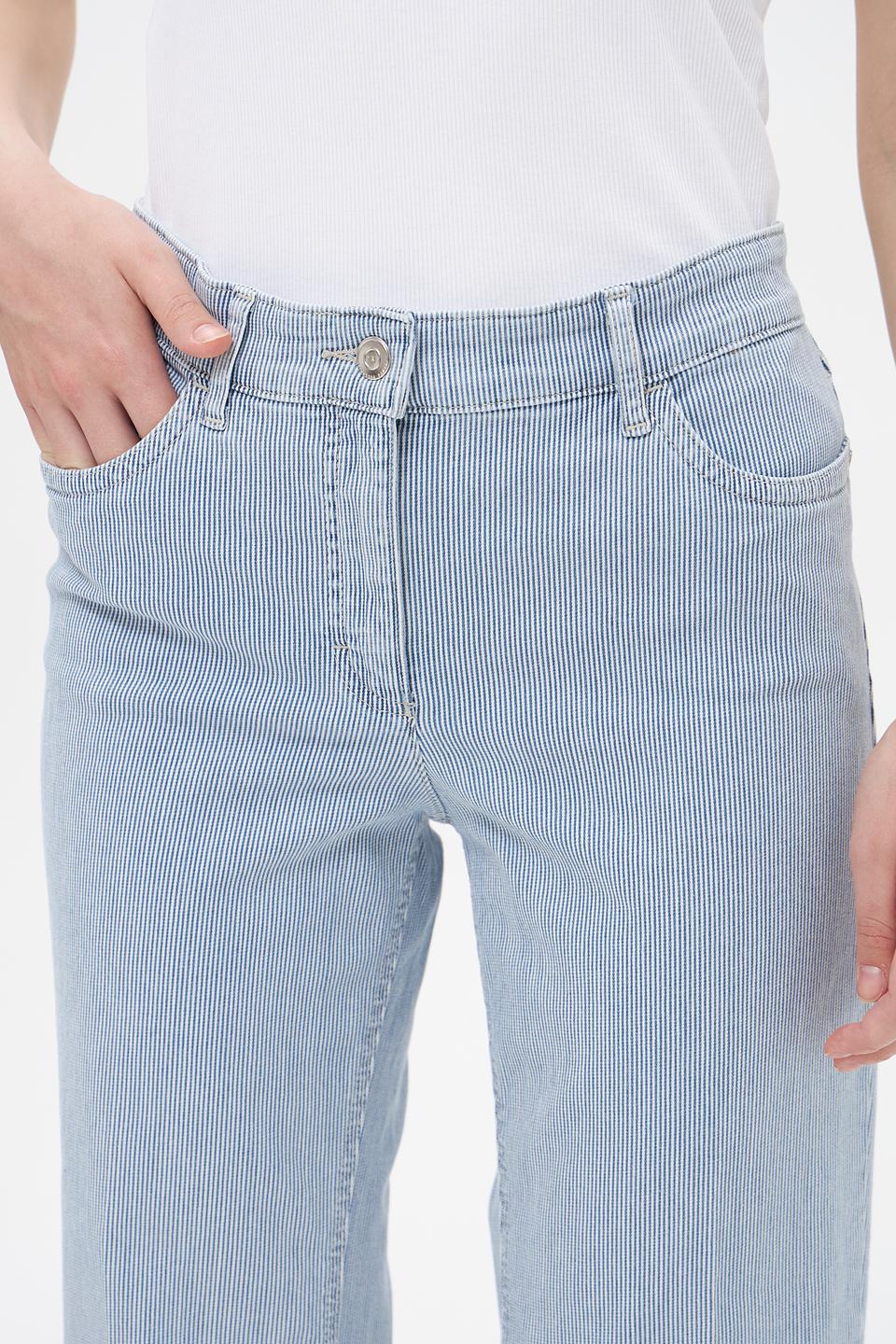 Капри ZRS в полоску