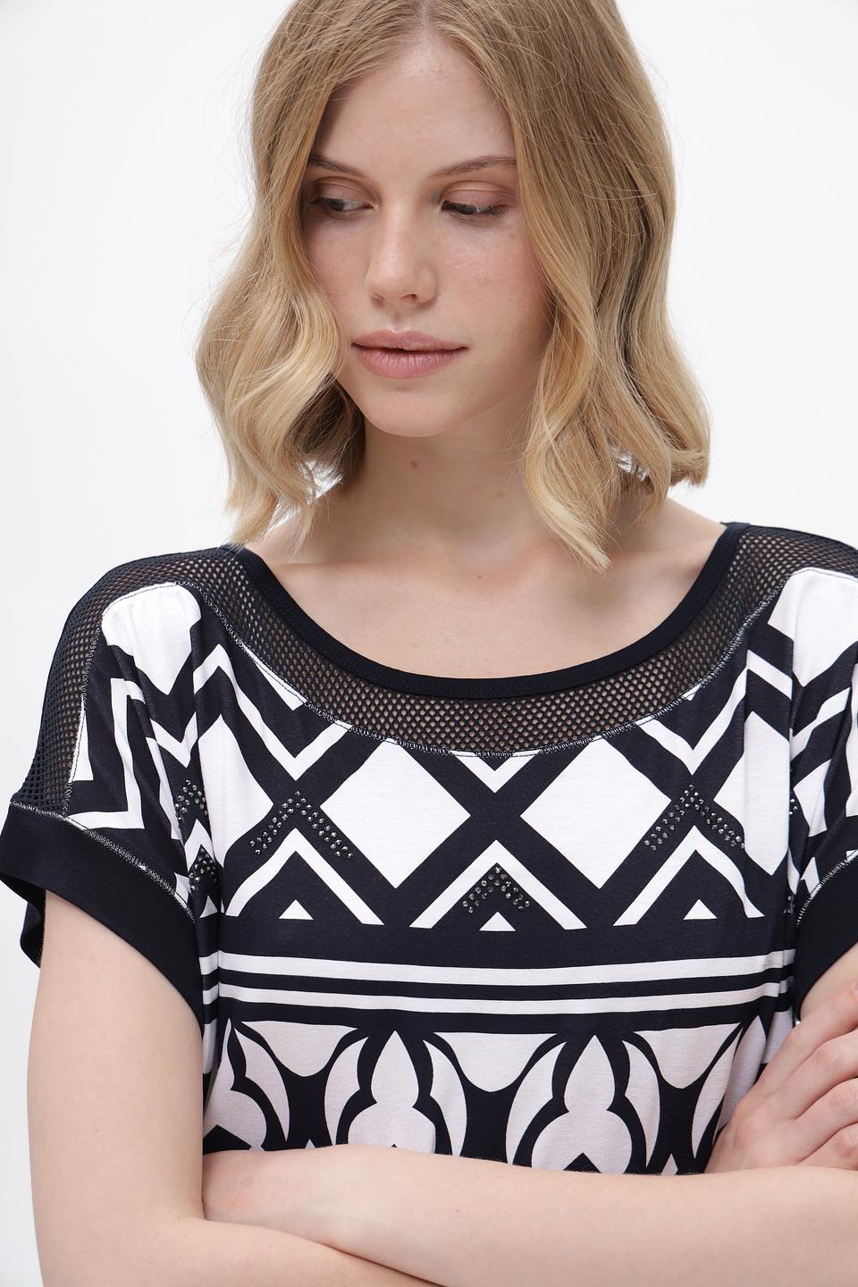 Футболка Tuzzi с геометрическим принтом