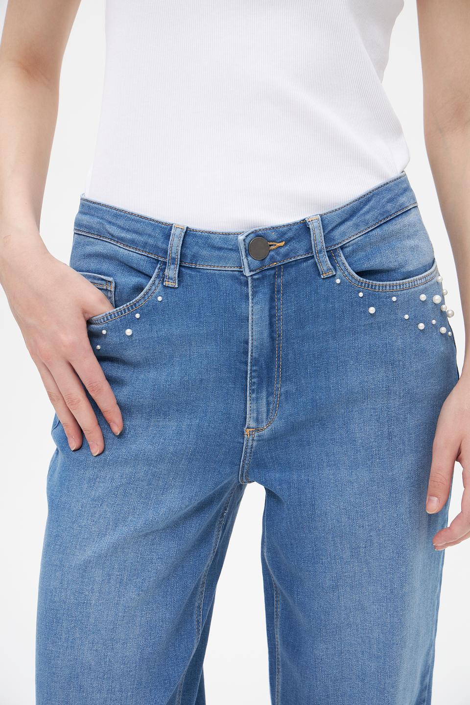 Джинсы Betty and Co с жемчугом