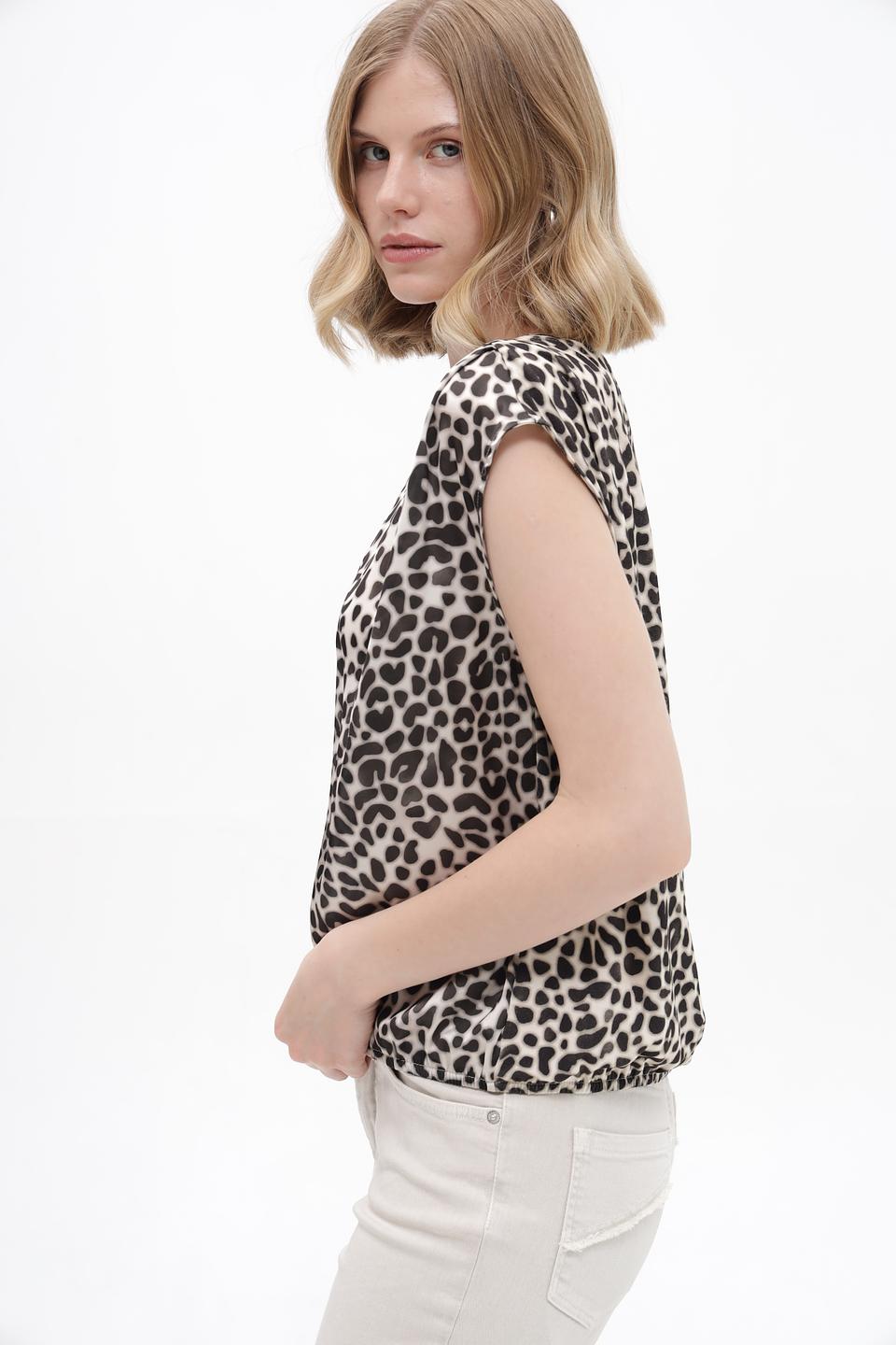 Топ Monari с леопардовым принтом