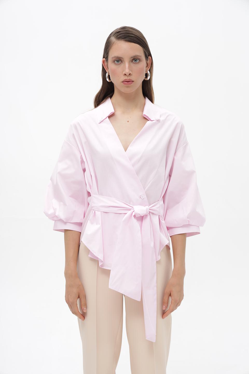 Блуза Rich and Royal с поясом