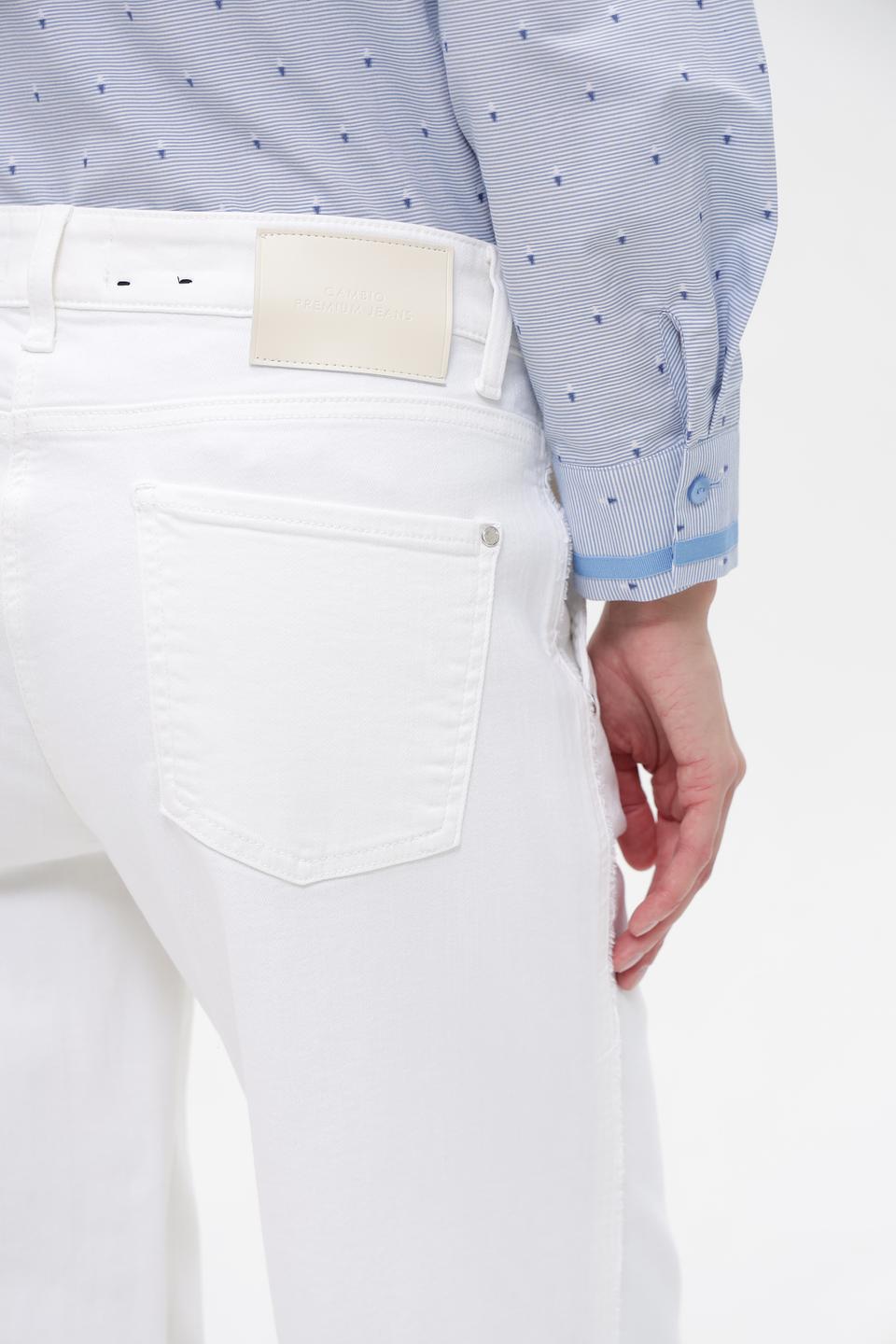 Джинсы женские Cambio клеш белые
