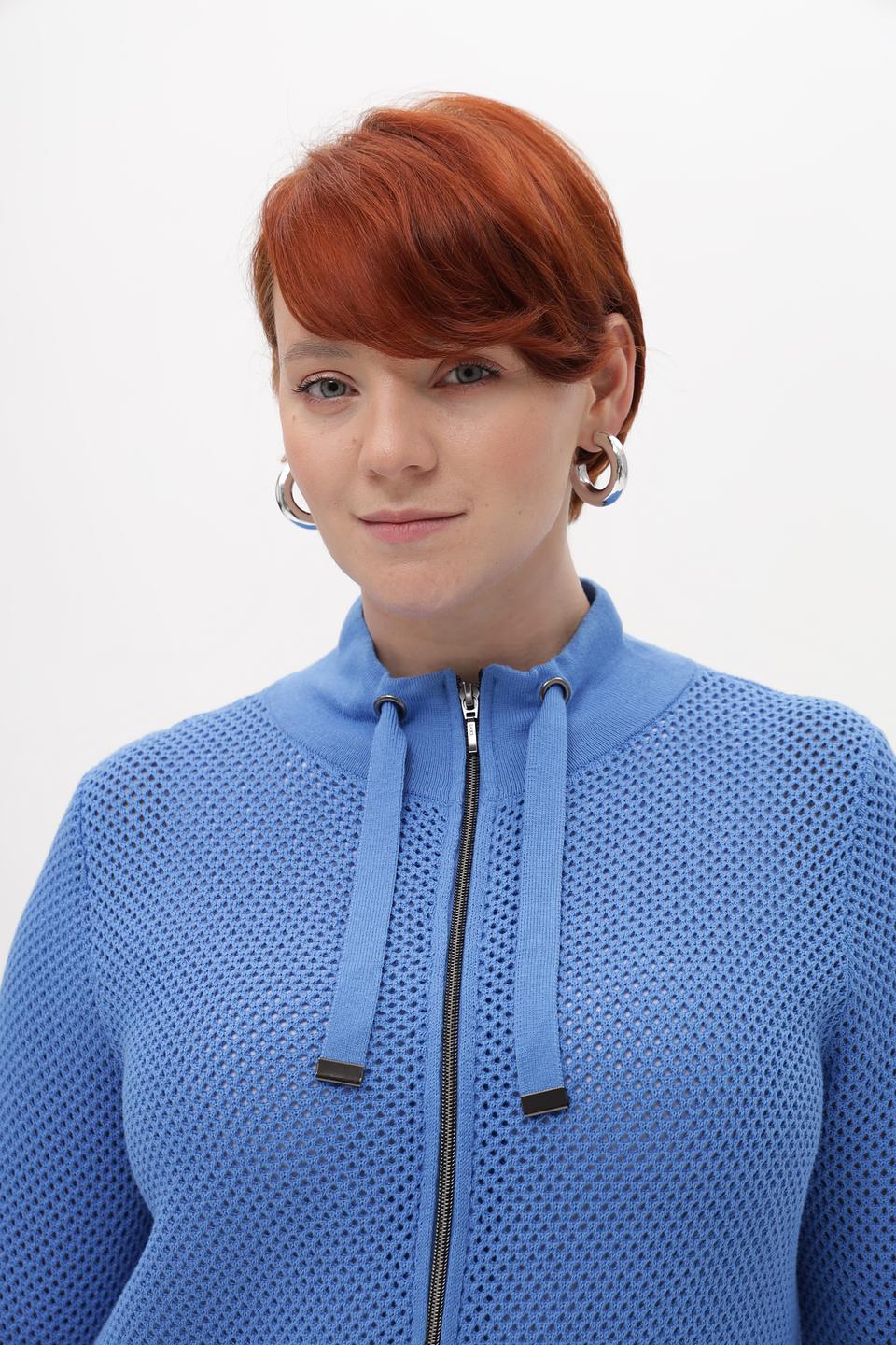 Жакет Lebek с перфорацией голубой