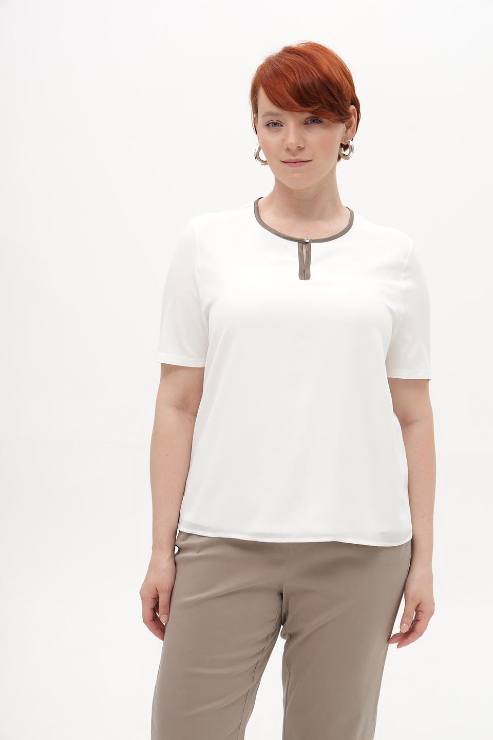 Блузка Frank Walder с вырезом