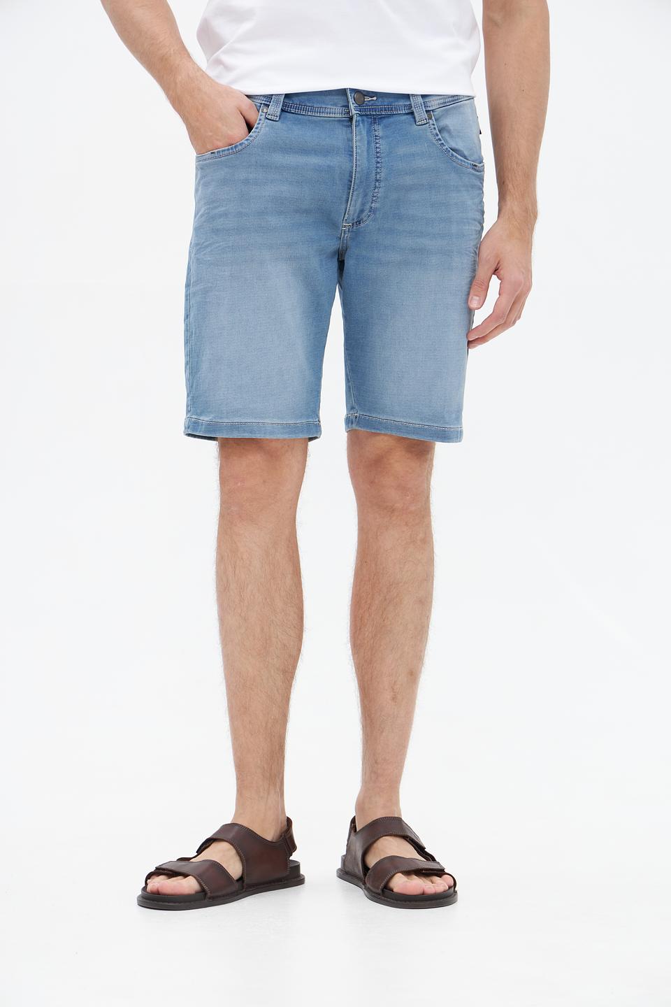 Шорты Bugatti голубые