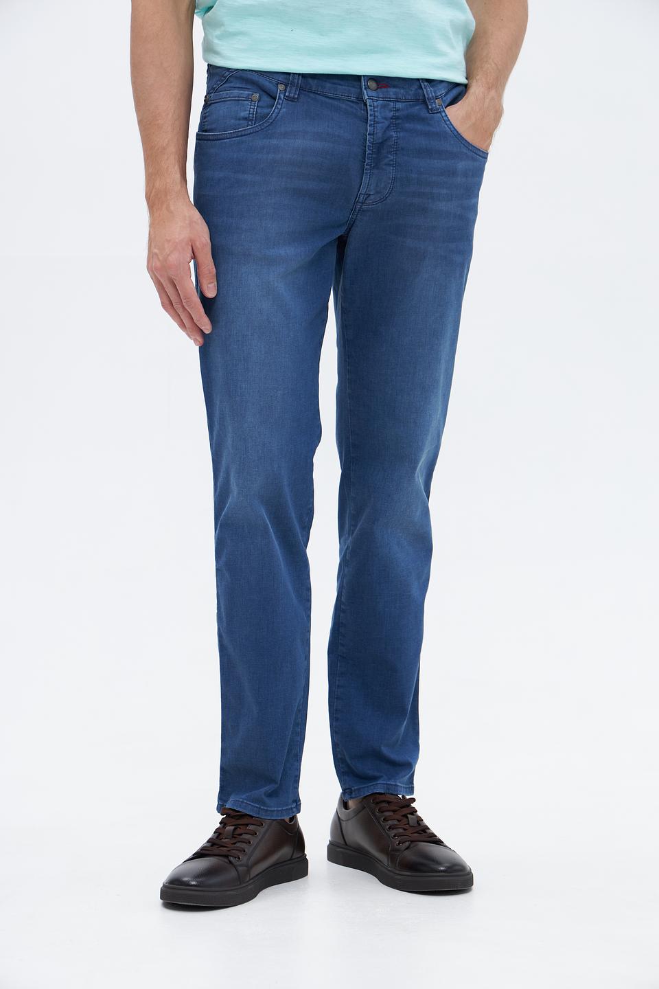 Джинсы Bugatti классического кроя