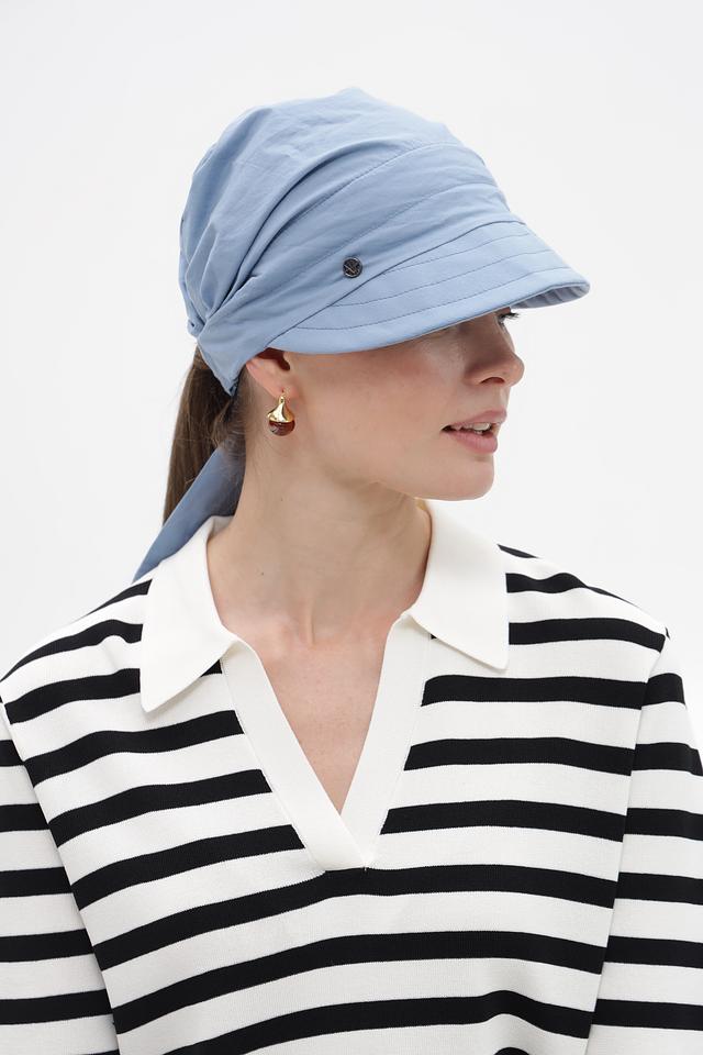 Кепка с завязками Loevenich