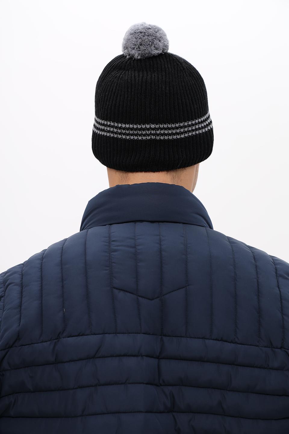 Шапка Marhatter чёрная с помпоном