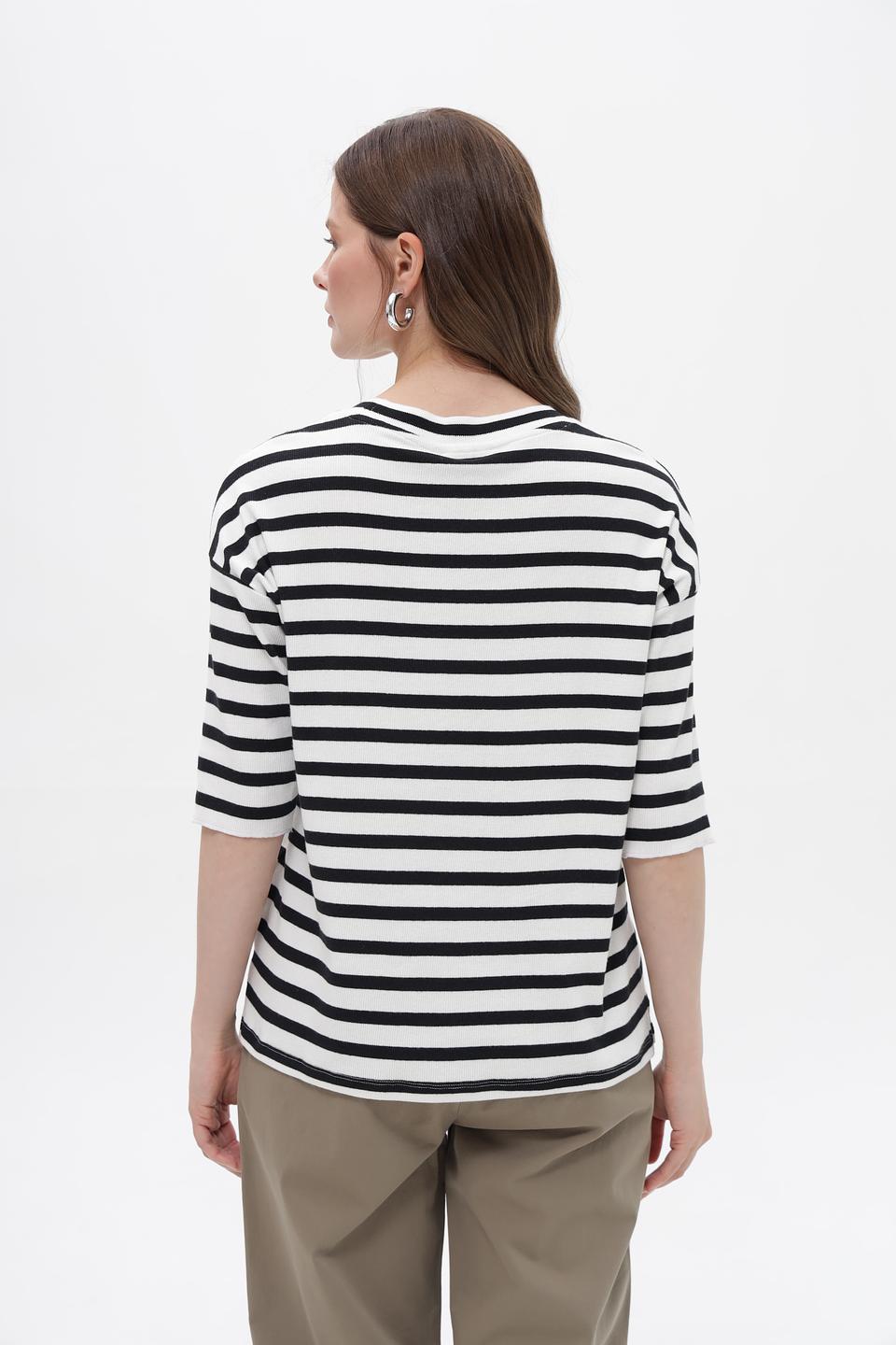 Футболка Broadway в полоску с пальмами