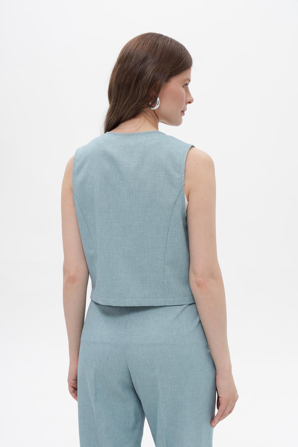 Жилет Bianca голубой с пуговицами