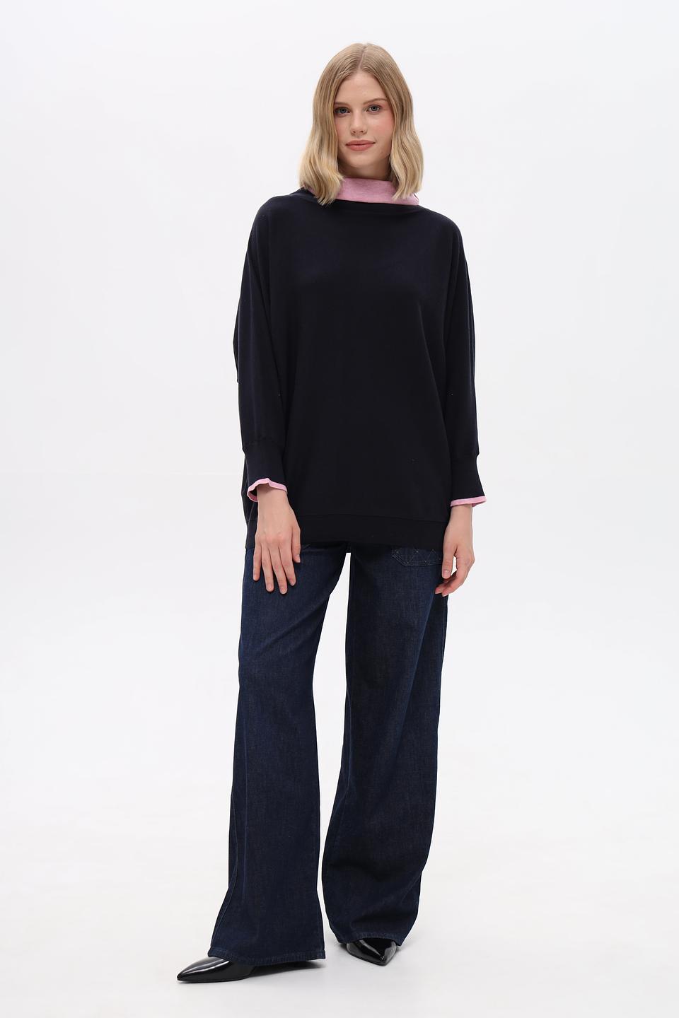 Пуловер Pezzo с розовой отделкой