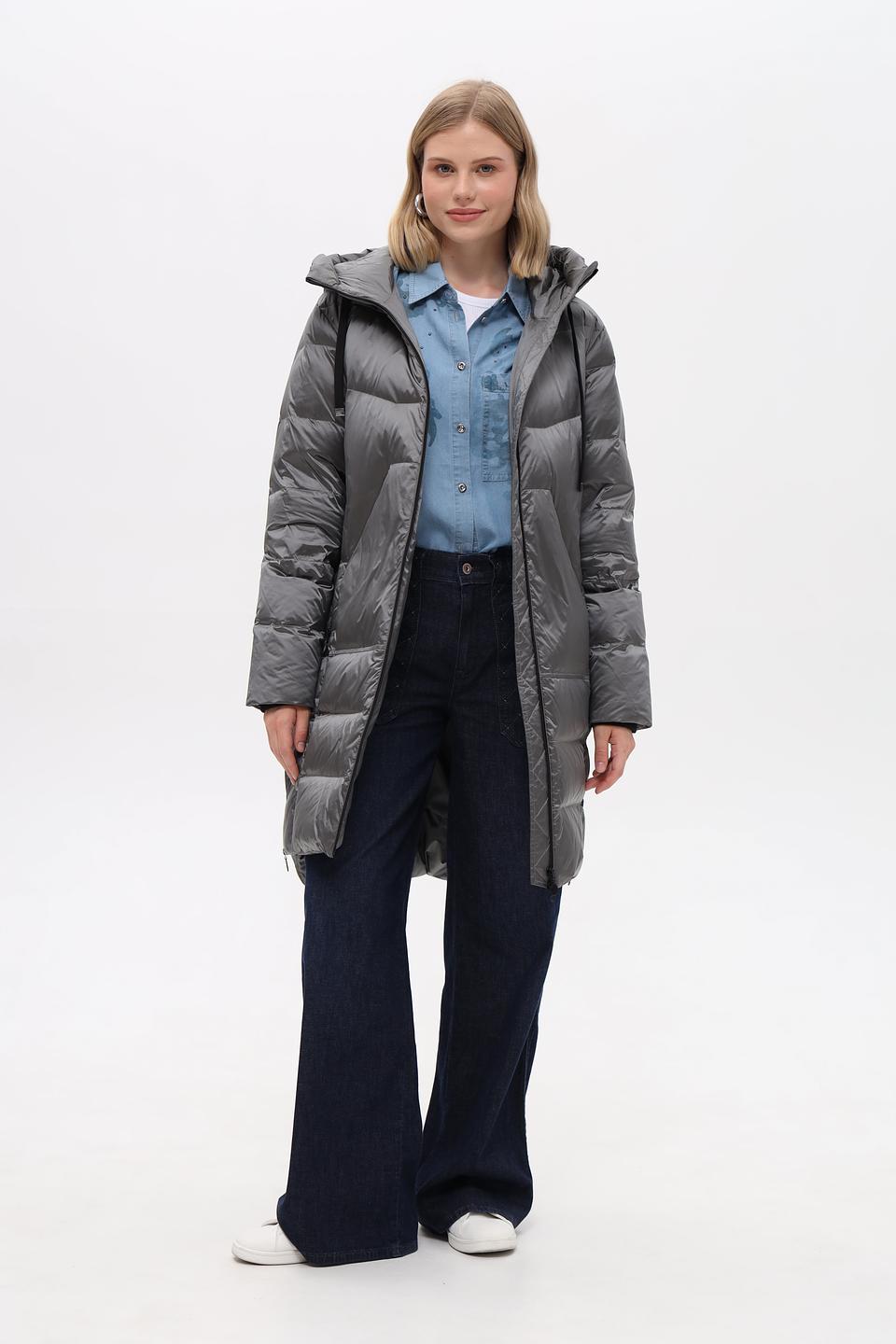 Пальто Pezzo стеганое серое