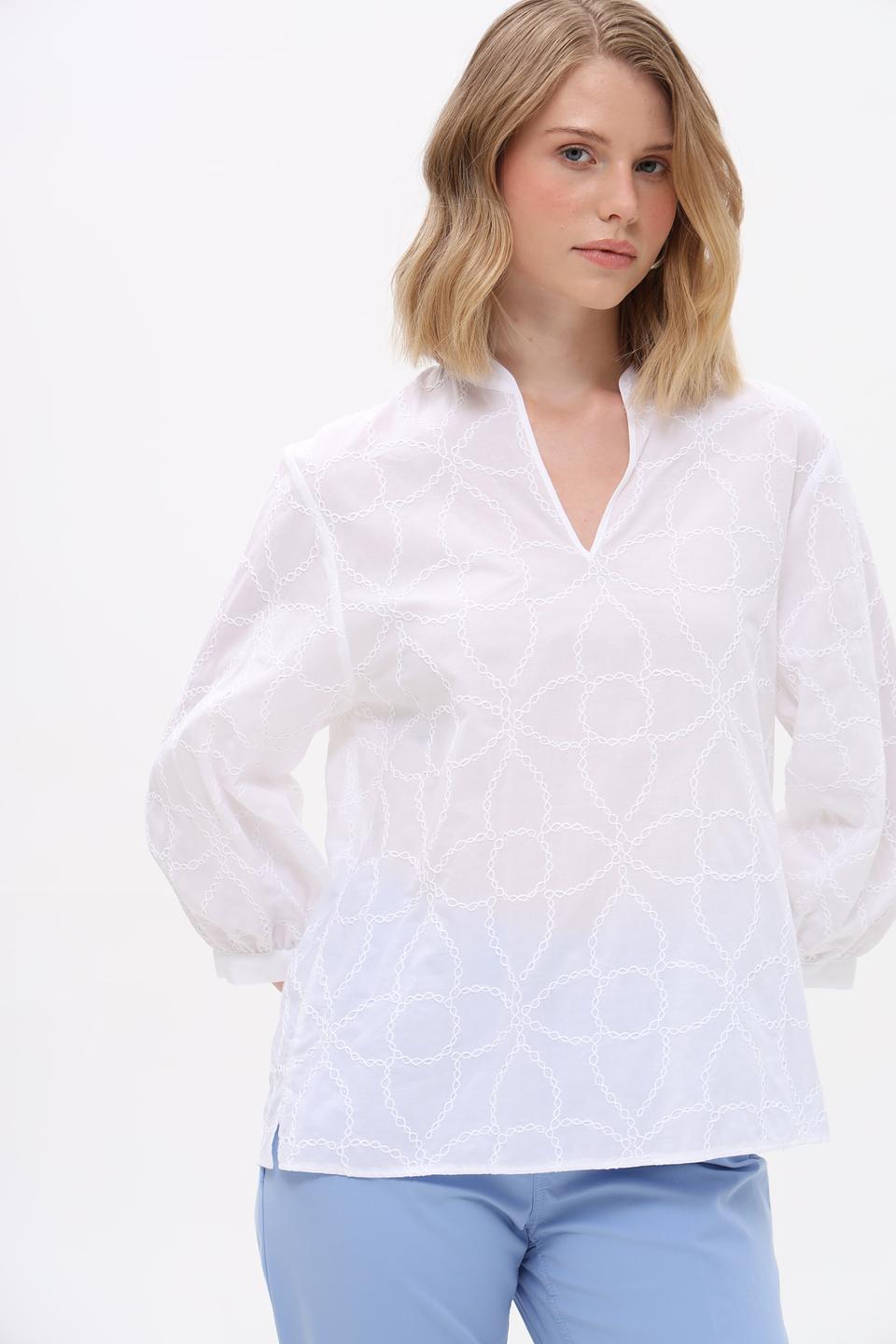 Блуза Bianca с вышивкой
