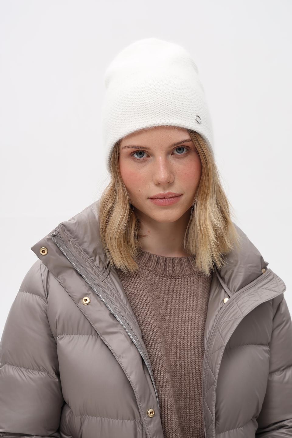 Шапка Marhatter вязаная белая