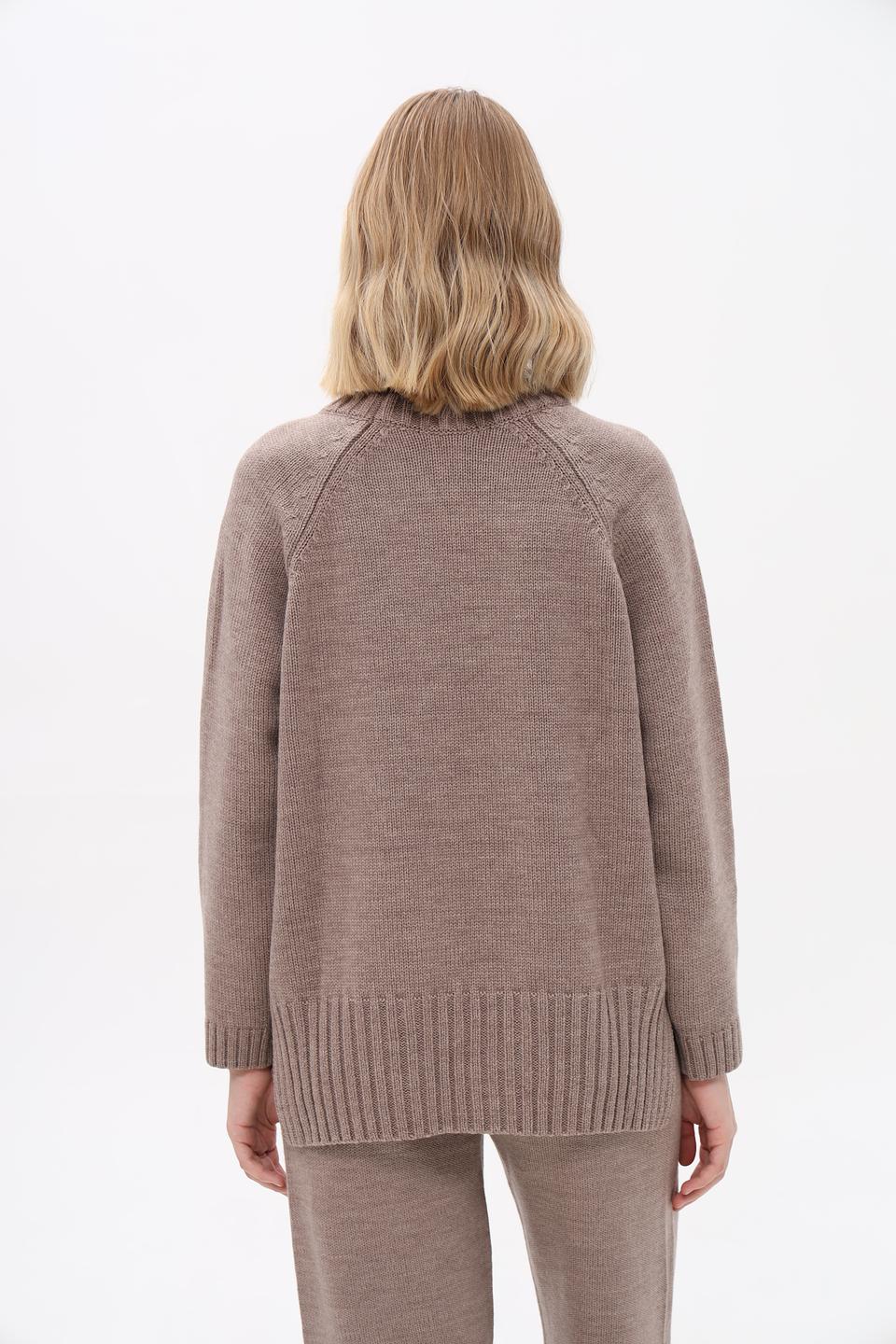 Джемпер Marhatter с разрезами