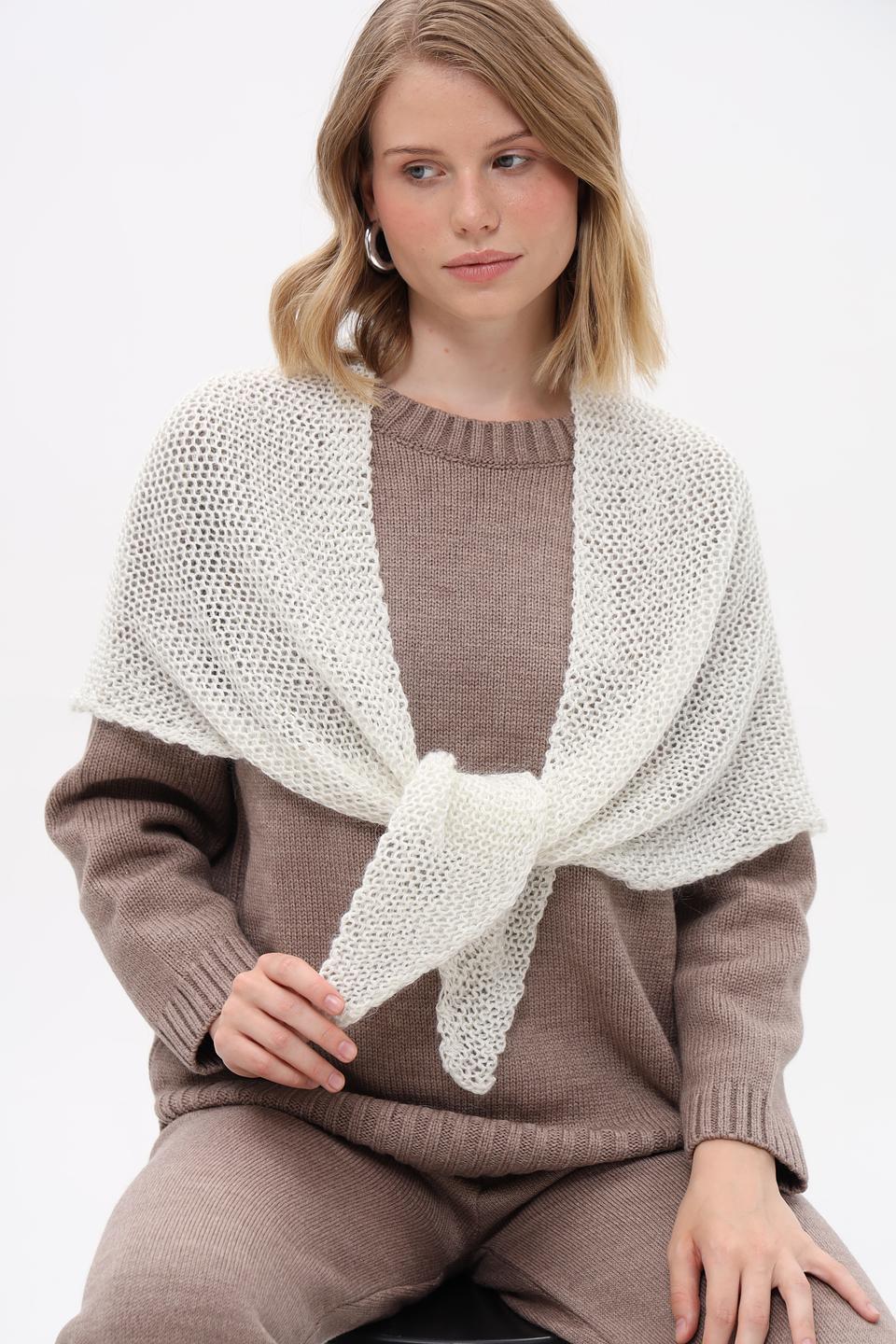 Косынка Marhatter молочная