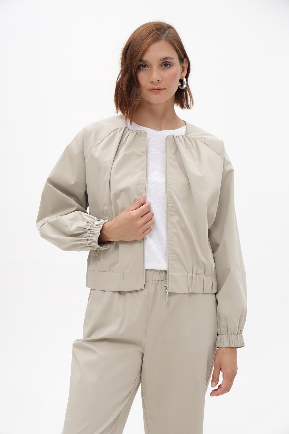 Жакет Monari бежевый с рукавами-фонариками